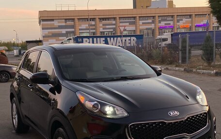 KIA Sportage IV рестайлинг, 2017 год, 2 100 000 рублей, 3 фотография