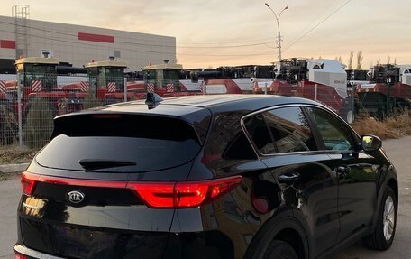 KIA Sportage IV рестайлинг, 2017 год, 2 100 000 рублей, 5 фотография