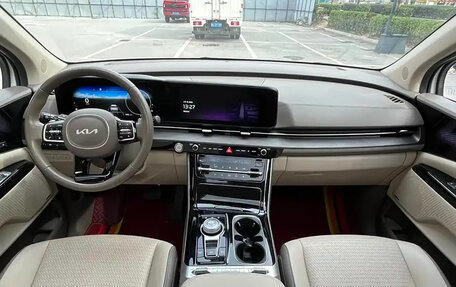 KIA Carnival, 2022 год, 3 353 116 рублей, 26 фотография