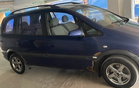 Opel Zafira A рестайлинг, 2004 год, 300 000 рублей, 2 фотография