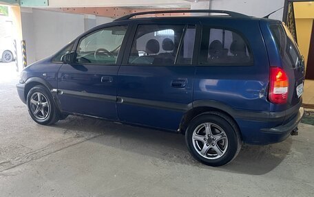 Opel Zafira A рестайлинг, 2004 год, 300 000 рублей, 5 фотография