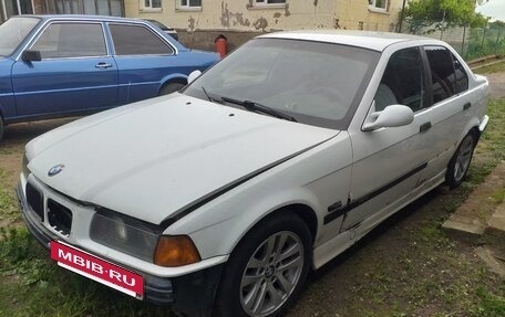 BMW 3 серия, 1993 год, 140 000 рублей, 4 фотография