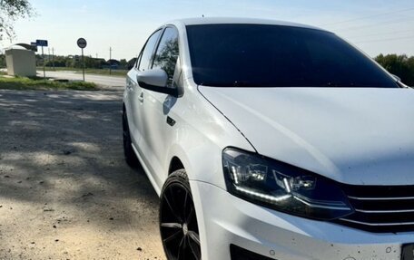 Volkswagen Polo VI (EU Market), 2019 год, 1 290 000 рублей, 2 фотография