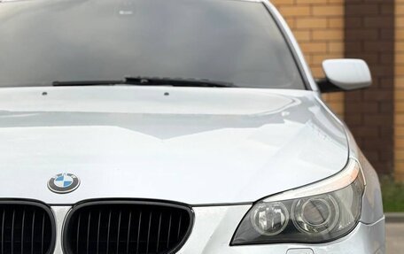 BMW 5 серия, 2004 год, 850 000 рублей, 3 фотография