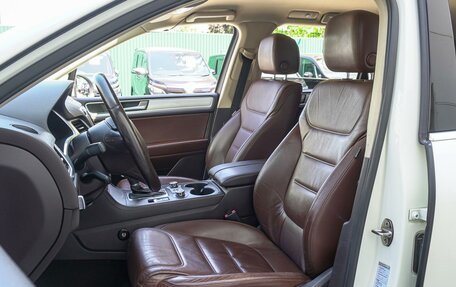 Volkswagen Touareg III, 2010 год, 2 300 000 рублей, 10 фотография
