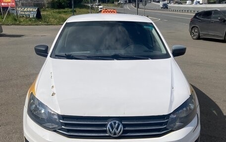 Volkswagen Polo VI (EU Market), 2018 год, 440 000 рублей, 2 фотография