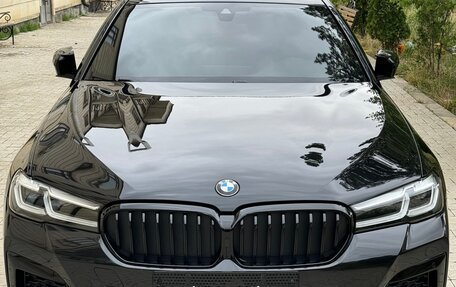 BMW 5 серия, 2020 год, 4 140 000 рублей, 2 фотография