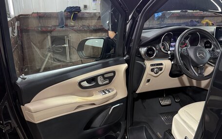 Mercedes-Benz V-Класс, 2019 год, 6 300 000 рублей, 5 фотография