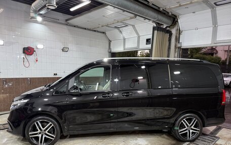 Mercedes-Benz V-Класс, 2019 год, 6 300 000 рублей, 4 фотография