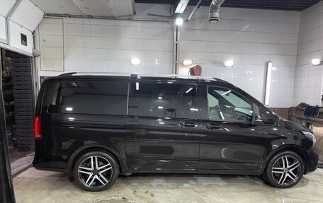 Mercedes-Benz V-Класс, 2019 год, 6 300 000 рублей, 14 фотография