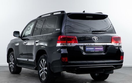 Toyota Land Cruiser 200, 2016 год, 5 990 000 рублей, 2 фотография