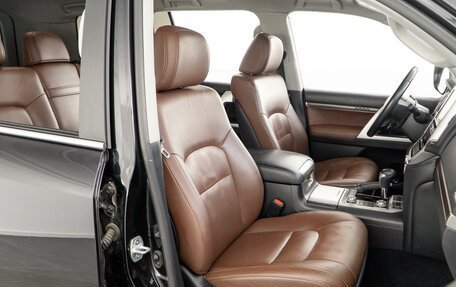 Toyota Land Cruiser 200, 2016 год, 5 990 000 рублей, 8 фотография