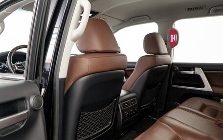 Toyota Land Cruiser 200, 2016 год, 5 990 000 рублей, 11 фотография