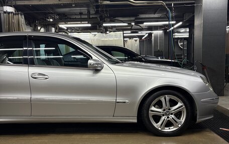 Mercedes-Benz E-Класс, 2004 год, 750 000 рублей, 4 фотография