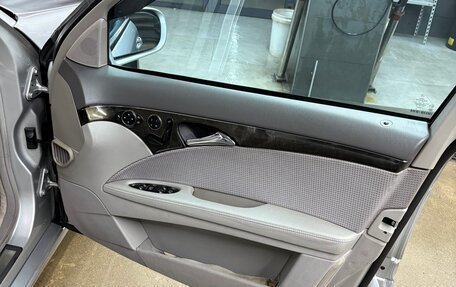 Mercedes-Benz E-Класс, 2004 год, 750 000 рублей, 20 фотография