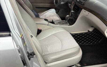 Mercedes-Benz E-Класс, 2004 год, 750 000 рублей, 21 фотография