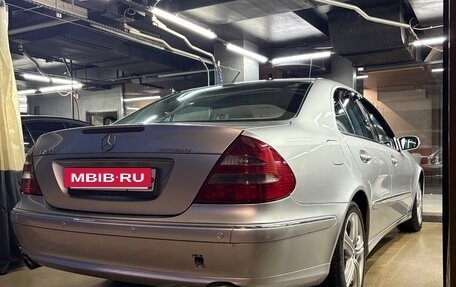 Mercedes-Benz E-Класс, 2004 год, 750 000 рублей, 19 фотография