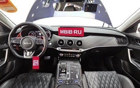 KIA Stinger I, 2022 год, 3 200 000 рублей, 5 фотография