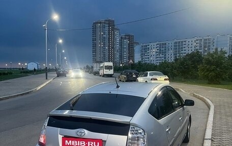 Toyota Prius, 2007 год, 695 000 рублей, 3 фотография