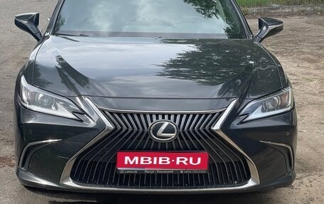 Lexus ES VII, 2018 год, 4 370 000 рублей, 1 фотография