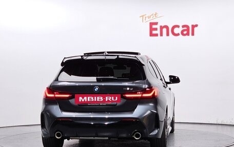 BMW 1 серия, 2021 год, 2 299 500 рублей, 5 фотография