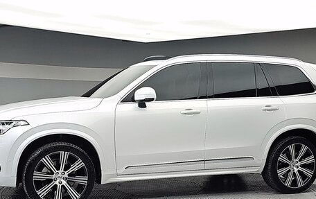 Volvo XC90 II рестайлинг, 2024 год, 8 150 000 рублей, 2 фотография