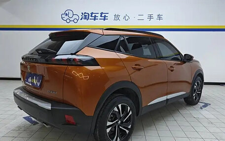 Peugeot 2008 II, 2022 год, 1 470 000 рублей, 4 фотография