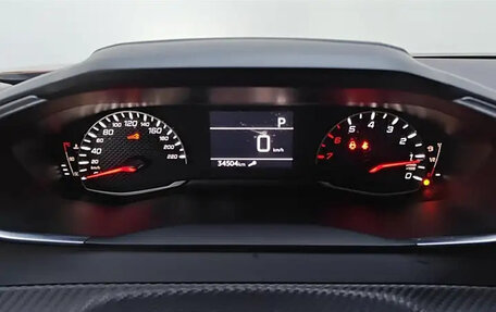 Peugeot 2008 II, 2022 год, 1 470 000 рублей, 12 фотография