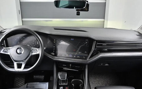Volkswagen Touareg III, 2020 год, 4 456 000 рублей, 5 фотография