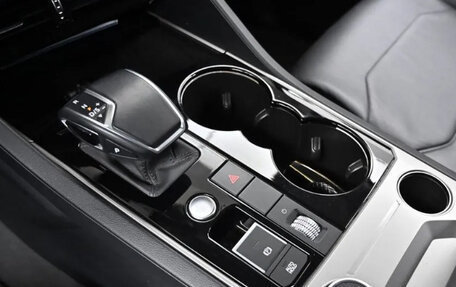 Volkswagen Touareg III, 2020 год, 4 456 000 рублей, 6 фотография