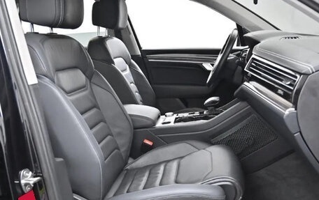 Volkswagen Touareg III, 2020 год, 4 456 000 рублей, 7 фотография