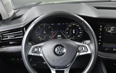 Volkswagen Touareg III, 2020 год, 4 456 000 рублей, 10 фотография