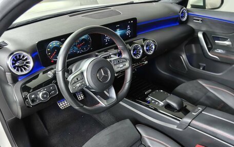 Mercedes-Benz A-Класс, 2021 год, 3 040 000 рублей, 14 фотография
