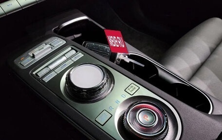 Genesis GV70, 2022 год, 3 700 010 рублей, 9 фотография