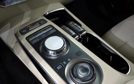Genesis GV70, 2021 год, 3 180 010 рублей, 9 фотография