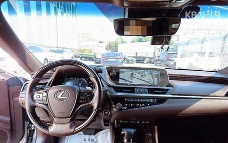 Lexus ES VII, 2022 год, 3 910 000 рублей, 7 фотография