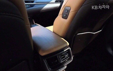 Lexus ES VII, 2022 год, 3 910 000 рублей, 15 фотография