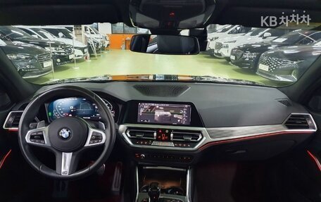 BMW 3 серия, 2022 год, 3 630 000 рублей, 13 фотография