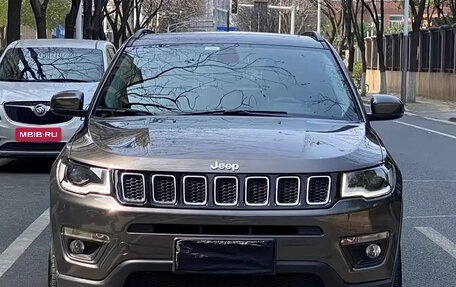 Jeep Compass II, 2021 год, 1 400 000 рублей, 5 фотография