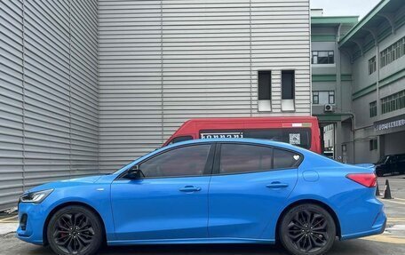 Ford Focus IV, 2022 год, 1 430 999 рублей, 3 фотография
