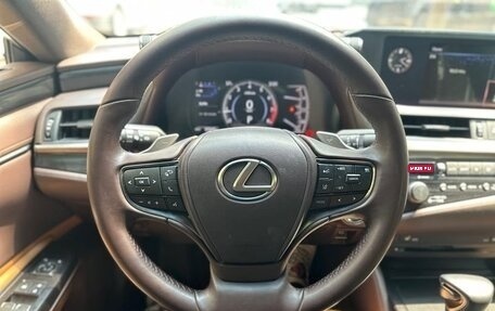 Lexus ES VII, 2021 год, 2 900 000 рублей, 13 фотография