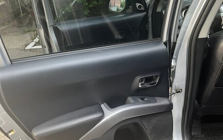 Mitsubishi Outlander III рестайлинг 3, 2006 год, 1 250 000 рублей, 12 фотография
