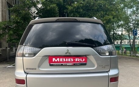 Mitsubishi Outlander III рестайлинг 3, 2006 год, 1 250 000 рублей, 6 фотография