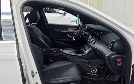 Mercedes-Benz E-Класс, 2022 год, 3 600 010 рублей, 11 фотография