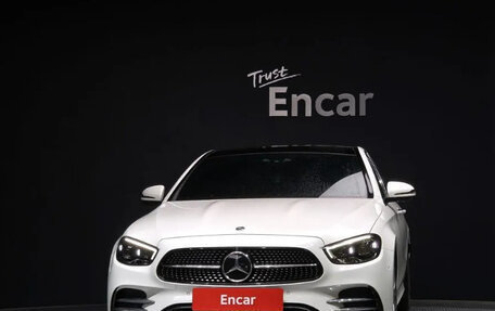 Mercedes-Benz E-Класс, 2022 год, 3 600 010 рублей, 3 фотография