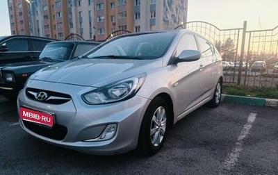 Hyundai Solaris II рестайлинг, 2011 год, 560 000 рублей, 1 фотография