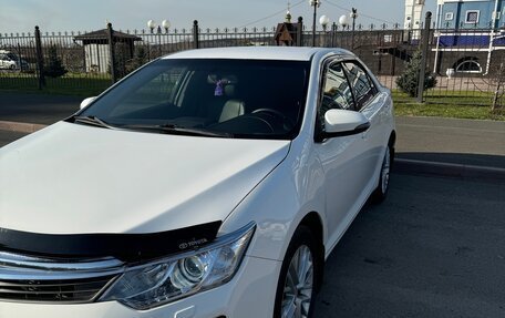 Toyota Camry, 2015 год, 2 050 000 рублей, 2 фотография