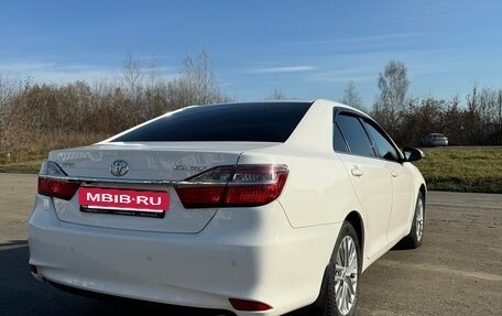 Toyota Camry, 2015 год, 2 050 000 рублей, 4 фотография
