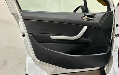 Peugeot 408 I рестайлинг, 2014 год, 700 000 рублей, 25 фотография