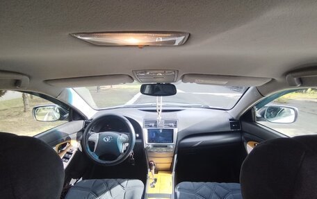 Toyota Camry, 2006 год, 1 350 000 рублей, 2 фотография